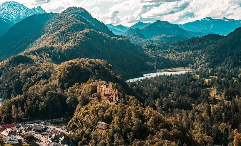 Majestätische Berglandschaft in den bayerischen Alpen